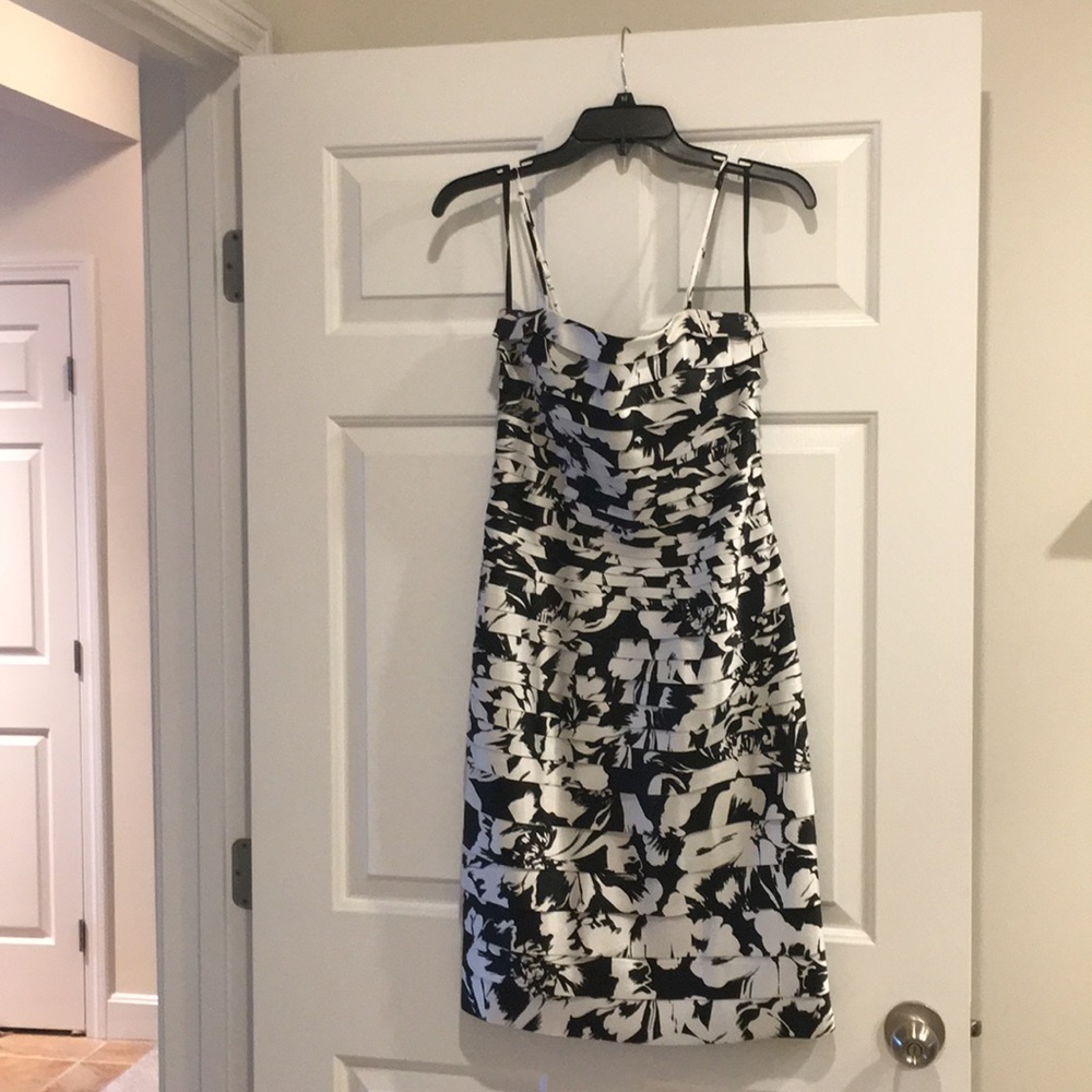 Gorg black and white spaghetti strap cocktail dres